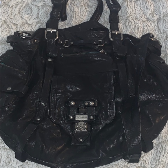 Juicy Couture Handbags - Juicy couture crossbody Juicy Couture Handbags - Juicy couture crossbody